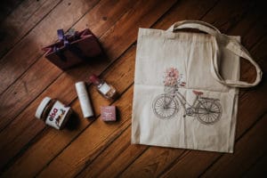 bag cadeaux mariage invités idées témoins